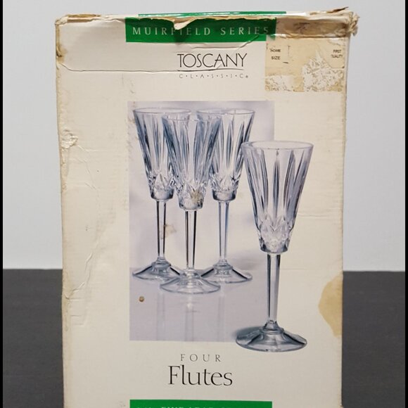 NEW Toscany Classic Set of 4 Chamagne Flute Glasses 24% Fine Lead Crystal 5 OZ - Picture 3 of 5